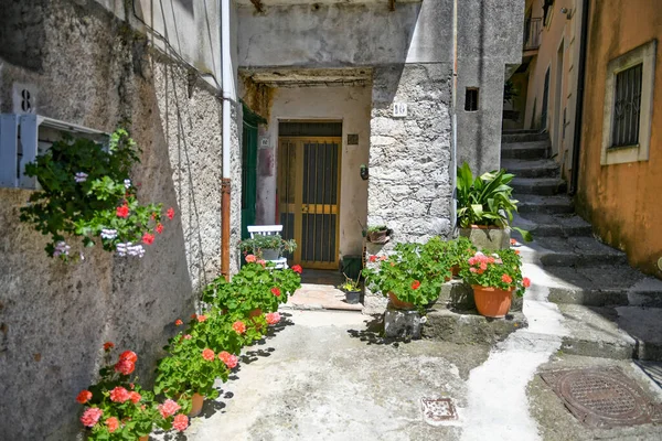 Uma Rua Estreita Entre Casas Antigas Castelluccio Superiore Uma Pequena — Fotografia de Stock