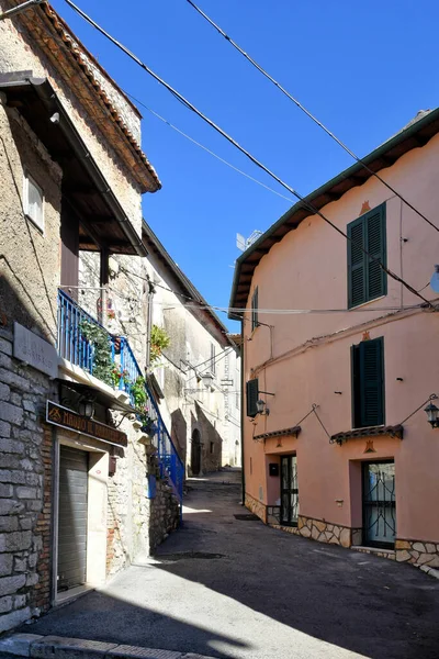 Una Calle Característica Sermoneta Pueblo Medieval Región Del Lacio Italia — Foto de Stock