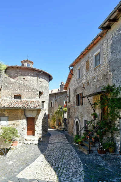 Een Karakteristieke Straat Sermoneta Een Middeleeuws Dorp Regio Lazio Italië — Stockfoto