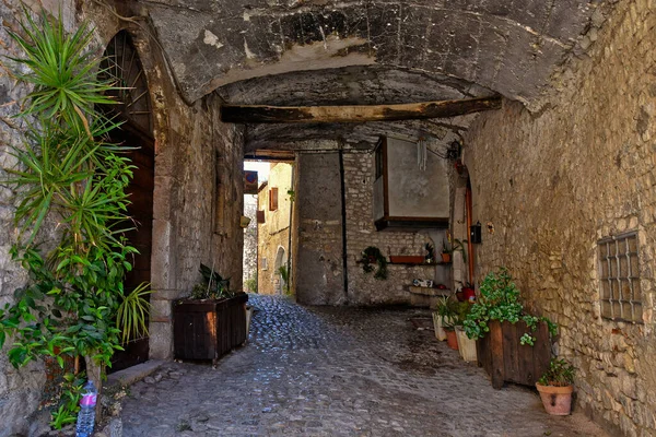 Uma Rua Característica Sermoneta Uma Aldeia Medieval Região Lácio Itália — Fotografia de Stock