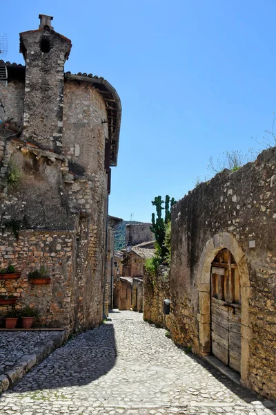 Eine Charakteristische Straße Sermoneta Einem Mittelalterlichen Dorf Der Region Latium — Stockfoto