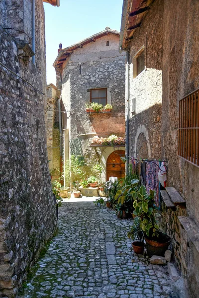 Een Karakteristieke Straat Sermoneta Een Middeleeuws Dorp Regio Lazio Italië — Stockfoto