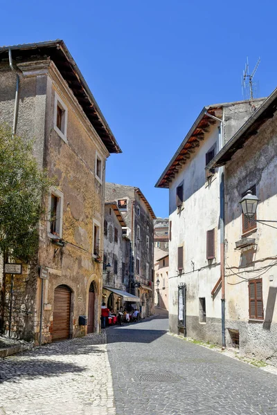 Een Karakteristieke Straat Sermoneta Een Middeleeuws Dorp Regio Lazio Italië — Stockfoto
