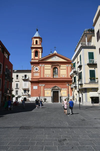 Pozzuoli Włochy 2021 Centralny Plac Starego Miasta Wybrzeżu Kampanii — Zdjęcie stockowe
