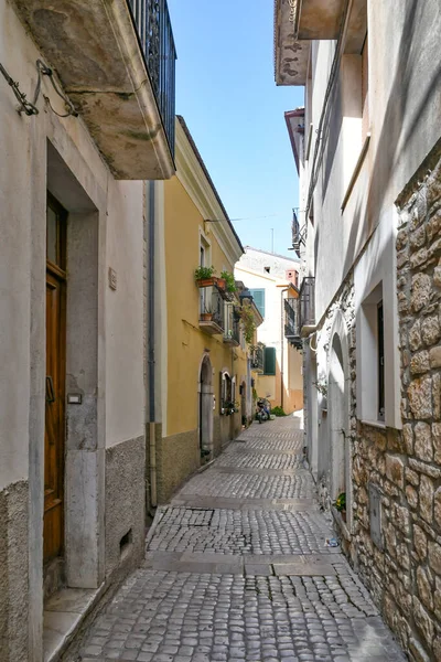 Een Smalle Straat Monteroduni Een Middeleeuwse Stad Van Molise Italië — Stockfoto