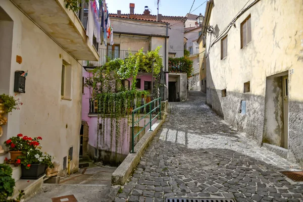 Longano Dar Bir Sokak Talya Nın Molise Bölgesinde Bir Ortaçağ — Stok fotoğraf