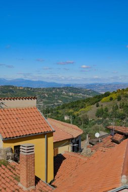 Chianche 'nin eski evleri arasında dar bir sokak. İtalya 'nın Avellino eyaletine bağlı bir köy..