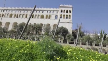 Napoli, İtalya 'ya bakan Aziz Martin Manastırı' nın duvarları..