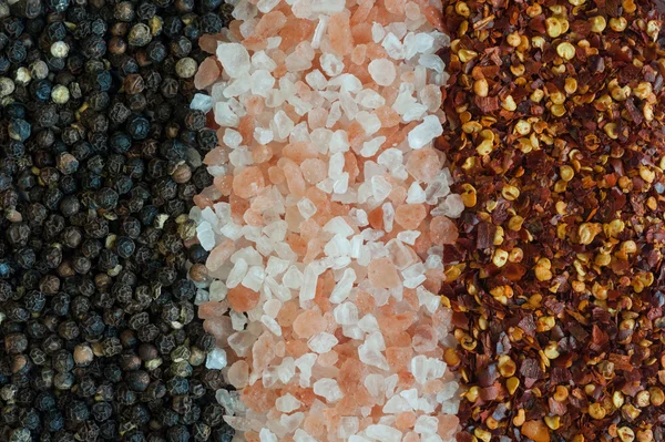 Peper, zout en peper — Stockfoto