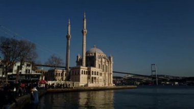 İstanbul Boğazı Ortakoy Camii Hareketi Hızı