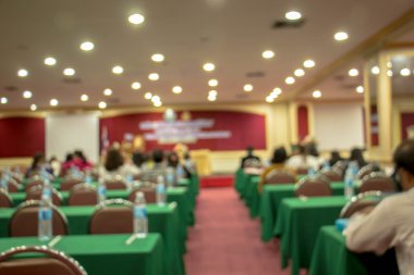 İnsanların oditoryum, bulanık görüntü arka plan bulanıklık