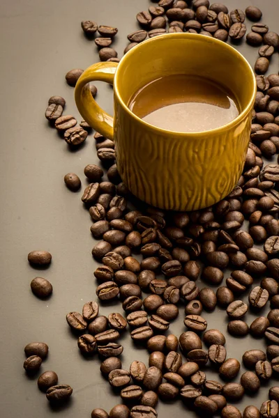 Coffee on grunge dark background — Stock Photo, Image