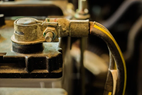Ржавый старый двигатель — стоковое фото