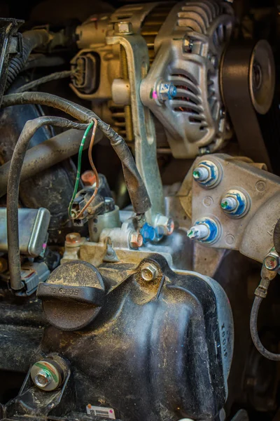 녹슨 오래 된 엔진 — 스톡 사진