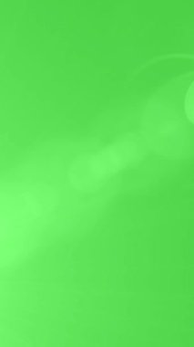 Yeşil Ekran Alfa 'da Parıldayan Lens Fişeklerinin Dikey Çerçeve VFX Videosu