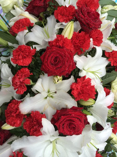 Güzel çiçek haraç