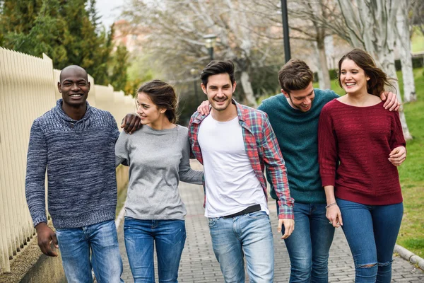 Group of friends having fun together outdoors — Stock Photo, Image
