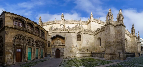 GRANADA, Espanha. 20 DEZEMBRO 2020. Capela Real na Catedral de Granada — Fotografia de Stock