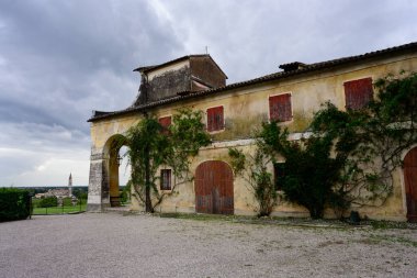 Maser, İtalya - 26 Eylül 2025: Villa Maser veya Villa Barbaro Renaissance Building Exterior - Andrea Palladio
