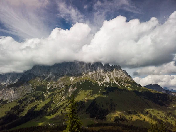 Hermosa Vista Las Montañas Una Zona Panorámica Bavaria Los Alpes —  Fotos de Stock