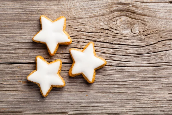 Christmas cookies on wooden background — Stock Photo, Image