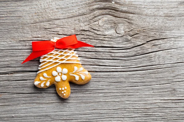 Perník cookie na dřevěné pozadí. Vánoční — Stock fotografie