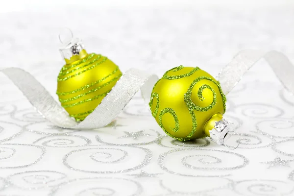 安物の宝石のクリスマスの装飾 — ストック写真