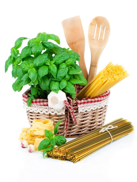 Fresh pasta and italian ingredients, isolated on white backgroun — Stock Photo, Image