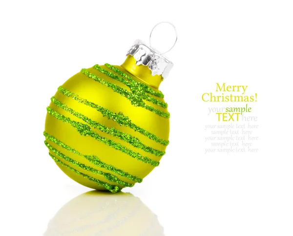 Kerstmis decoratie ballen, geïsoleerd op witte achtergrond — Stockfoto