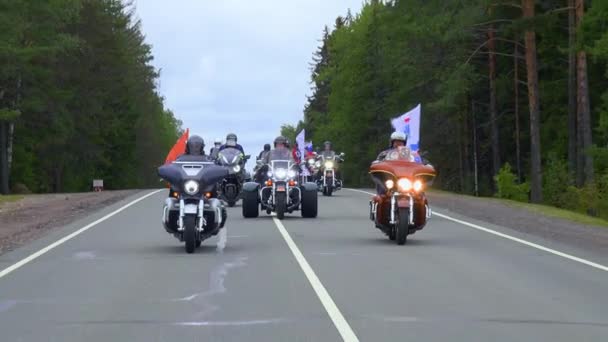 Egy Nagy Csoport Orosz Motorosok Különböző Motorkerékpár Klubok Minden Évben — Stock videók