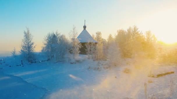 Krásný Studený Západ Slunce Zimě Ledová Řeka Vzduchová Pára Šíří — Stock video