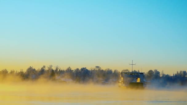 Beautiful Cold Sunset Winter Icy River Air Vapor Spreads Water — Stock Video