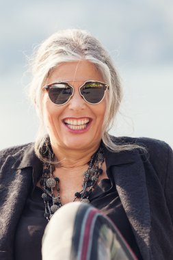 Açık havada kadın portreleri