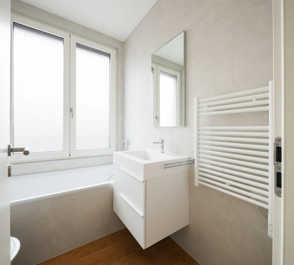 室内的现代公寓，浴室 — 图库照片