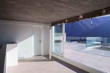 Modern evde boş oda