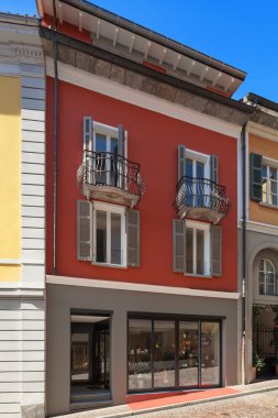 Kırmızı ev dış açık