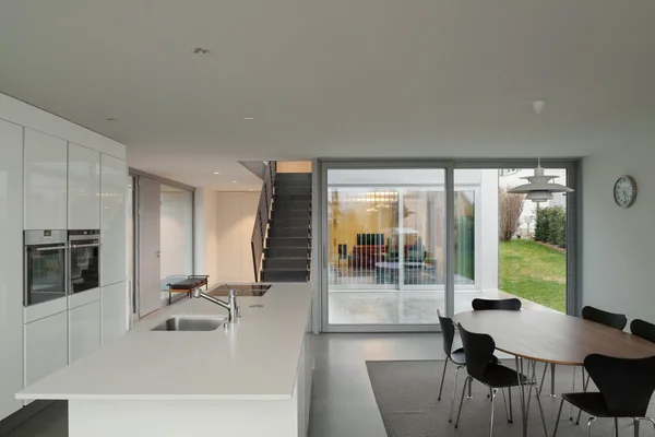 Modern white kitchen — Stock Photo, Image