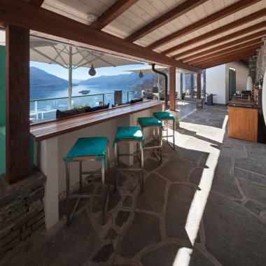 veranda bir lüks ev