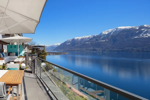 Lake Maggiore Ticino'deki/daki oteller — Stok fotoğraf