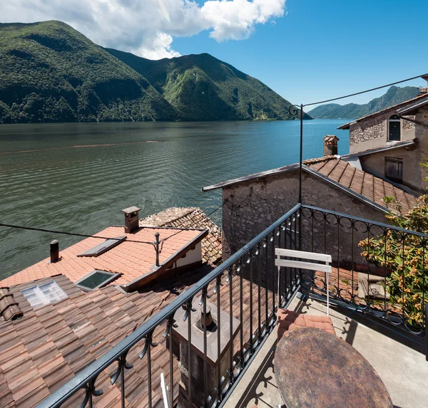 Vista panorâmica do Lago Lugano de Gandria — Fotografia de Stock