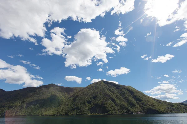 Uitzicht op het meer van Lugano — Stockfoto