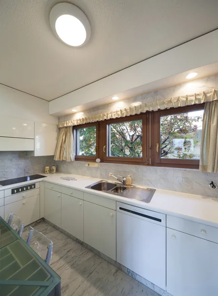 Interior, domestic kitchen — Stock Photo, Image