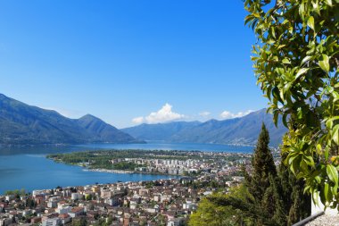 Lake Maggiore panoramik manzaralı