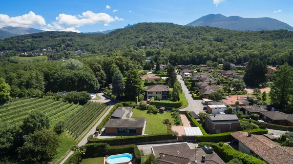 Vue aérienne d'un quartier résidentiel — Photo