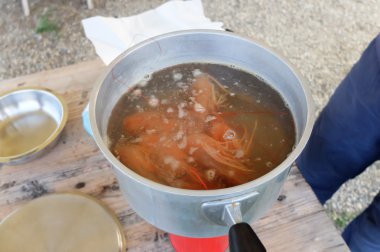  bir tencerede taze karides