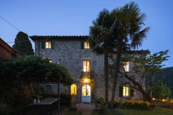 Casa Casa Campo Atardecer Con Hermoso Jardín Toscana Lugar Romántico — Foto de Stock