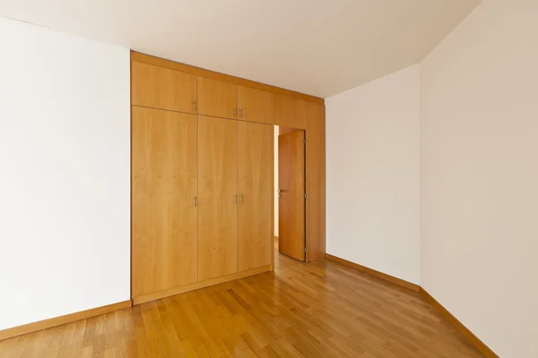 Interiér s dřevěnými podlahami — Stock fotografie