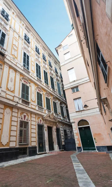 Gatan i Genova, Italien — Stockfoto