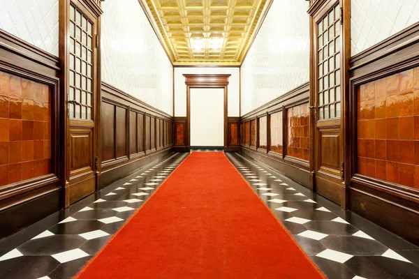 Long corridor of historic building — Stock Photo, Image