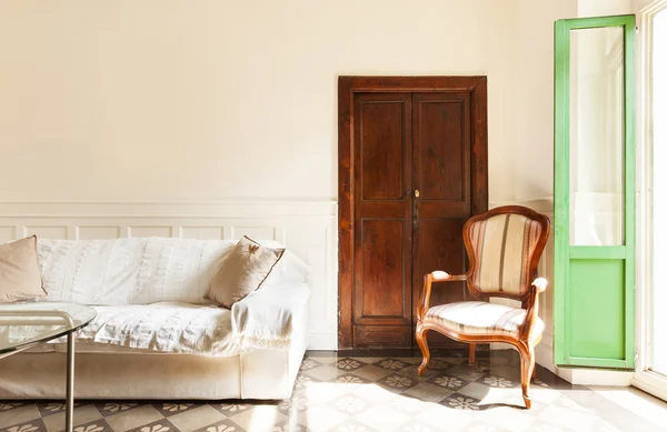 Intérieur d'un joli loft — Photo